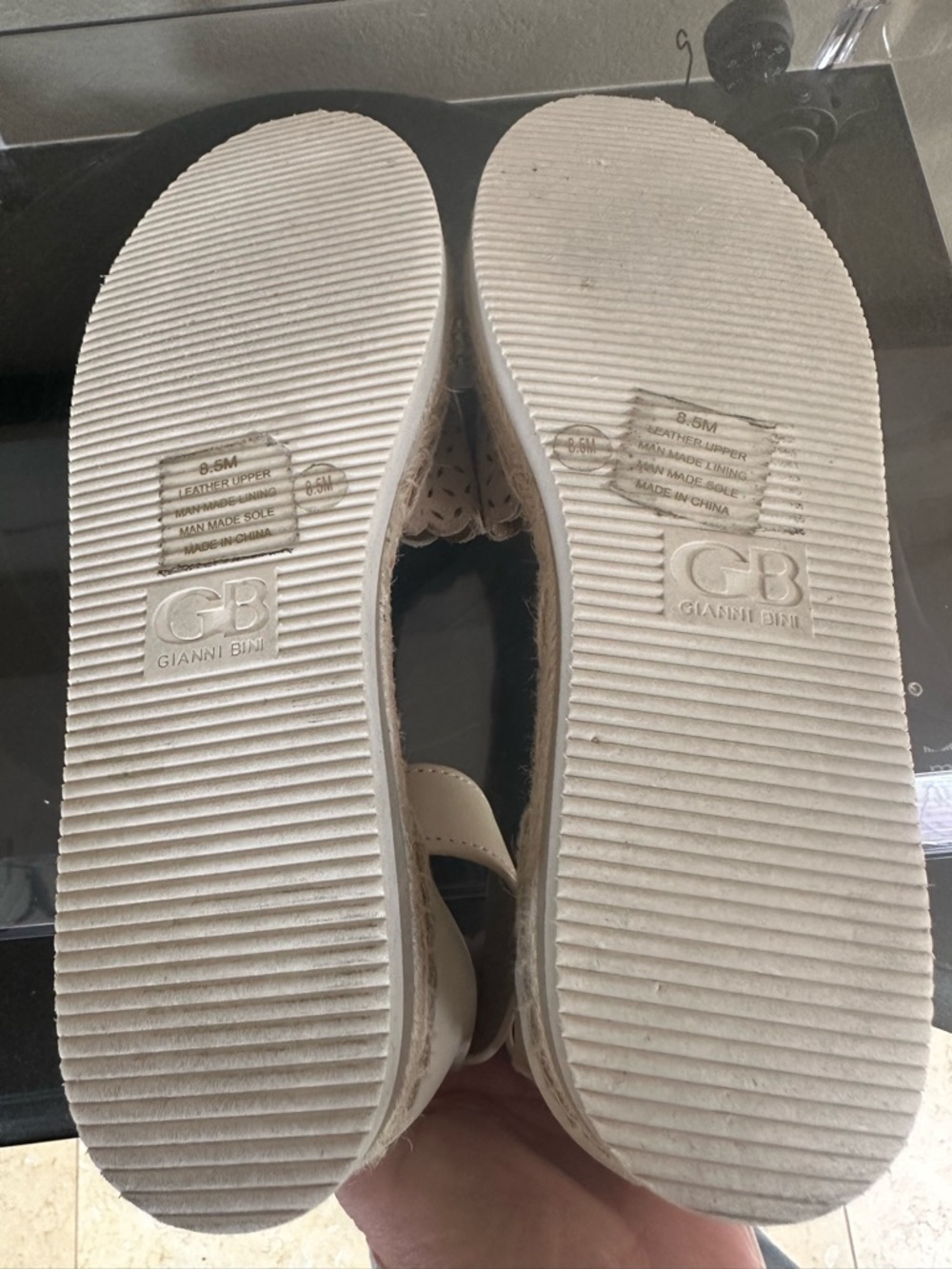 Gianni Bini Espadrille Sandals Tan Perforated Leather Ankle Strap Womens 8.5 - Picture 7 of 8